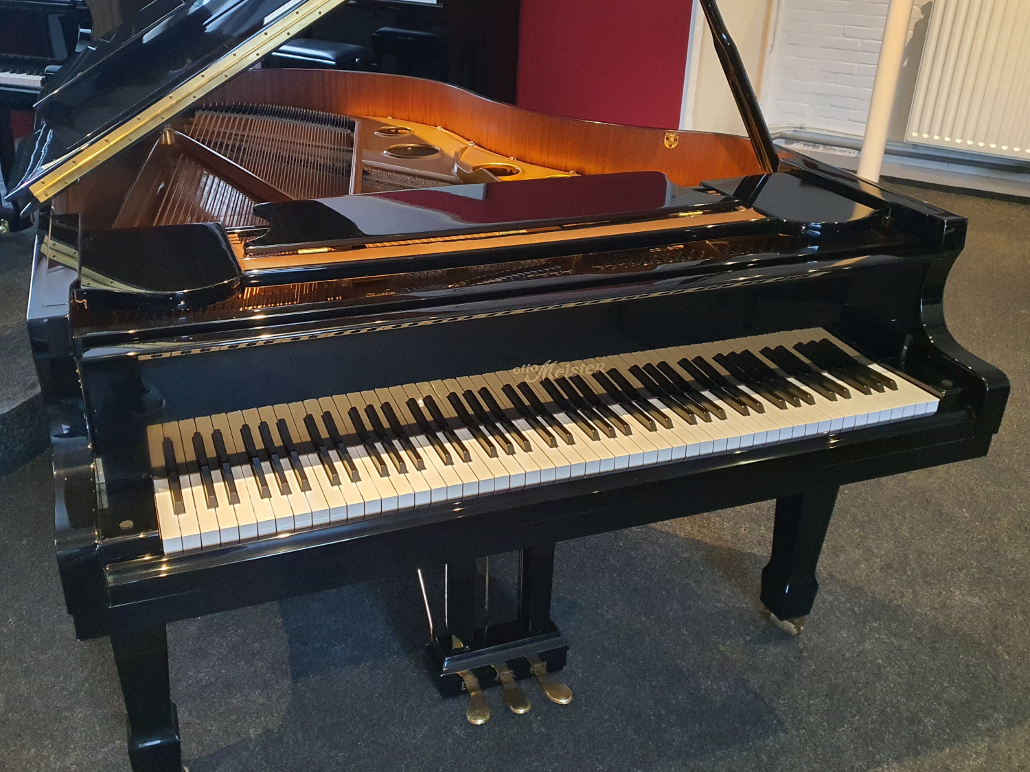 Sloot Pianoservice: Otto Meister XG-185